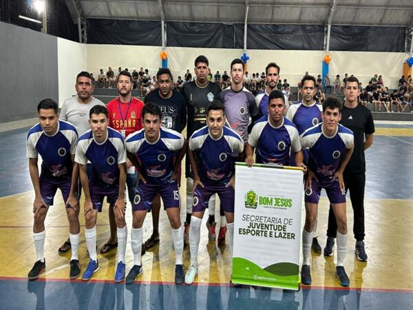 Com apoio total da Prefeitura, equipe de futsal representa Bom Jesus em importante competição regional