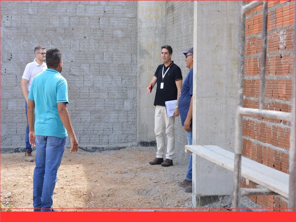 Construção de ginásio esportivo, no distrito de São José, recebe visita de técnico da SUPLAN
